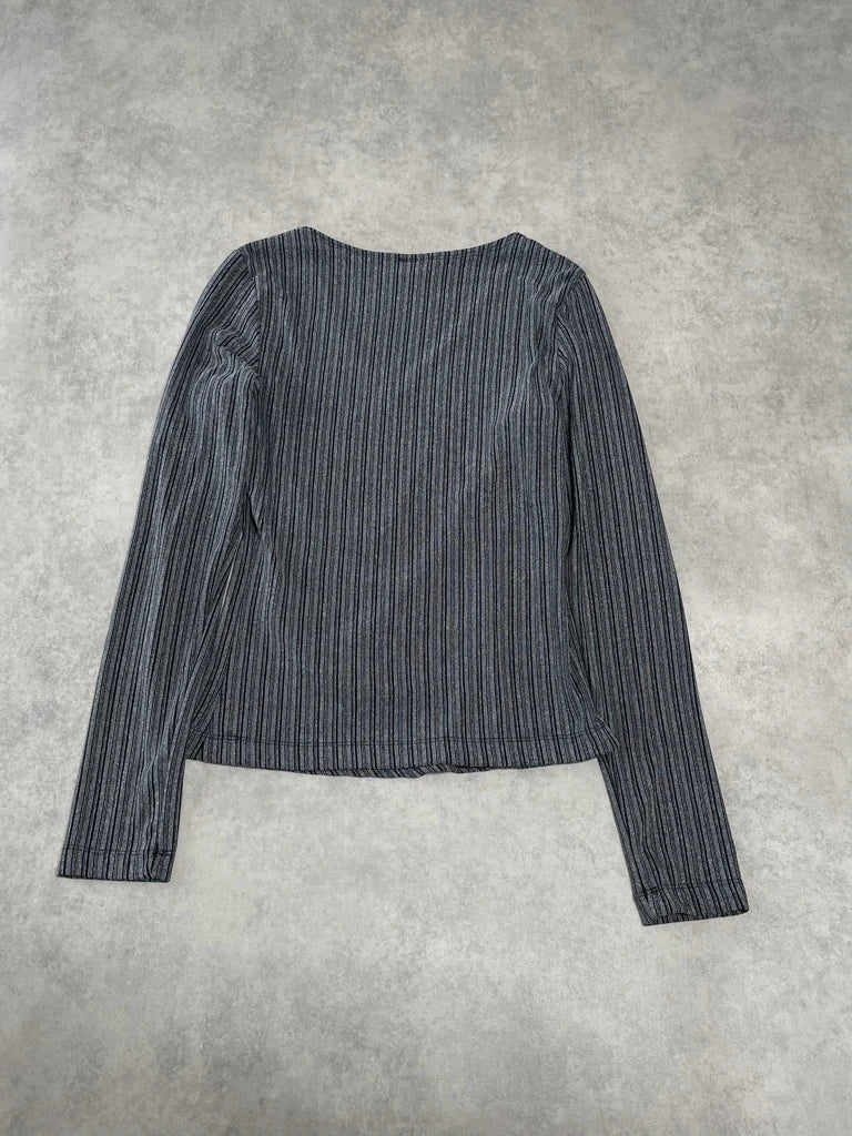 grey striped top