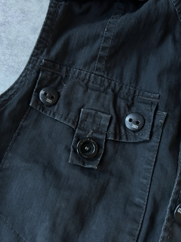 Sleevless vest