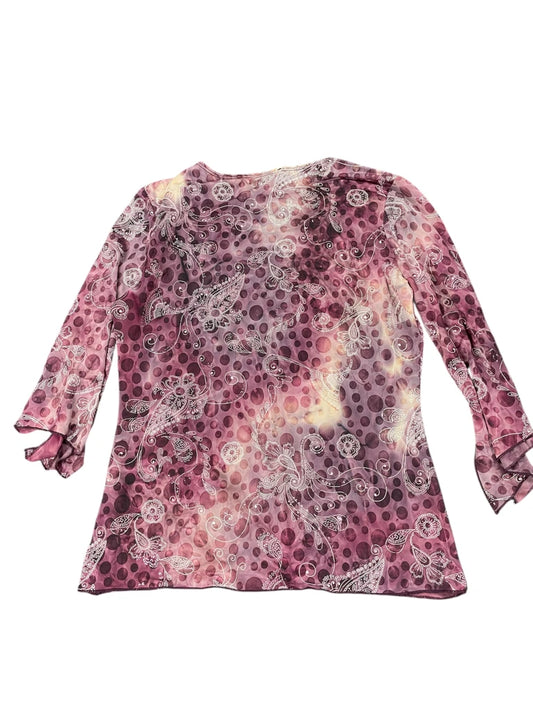 V-cut pink paisley pattern blouse by Dressbarn (ONESIZE)