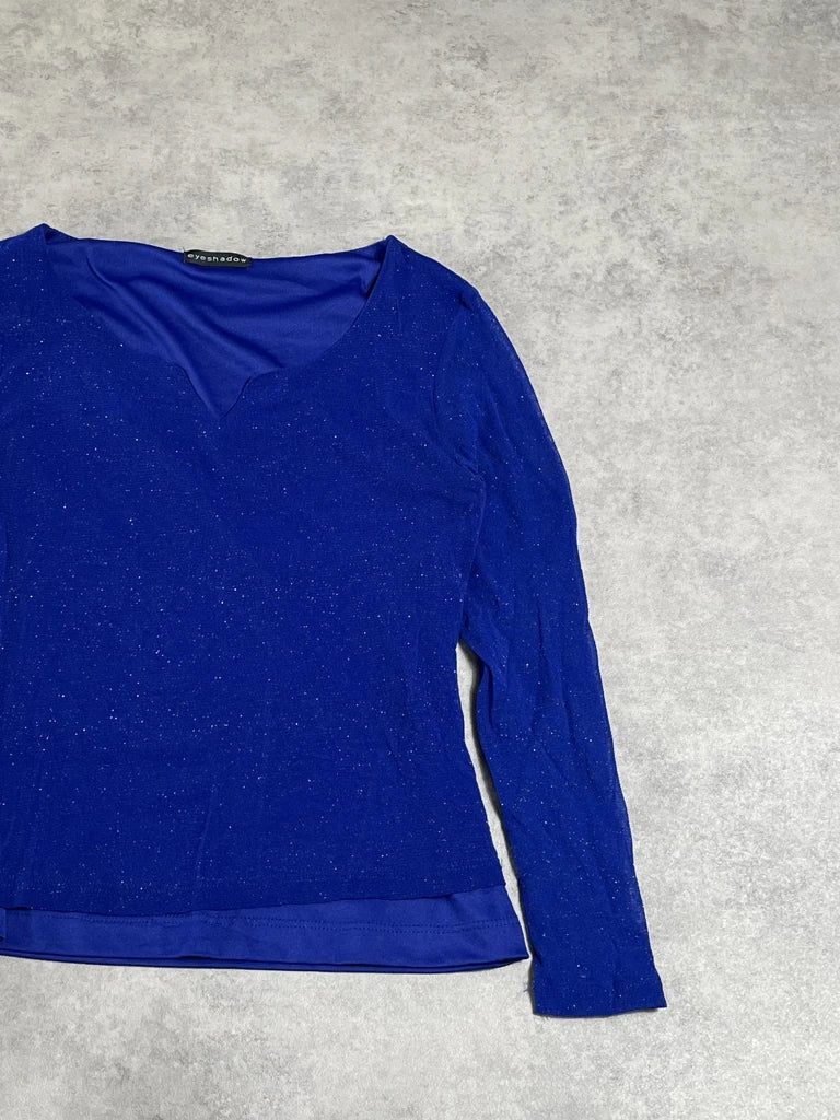 blue long sleeve top (M)