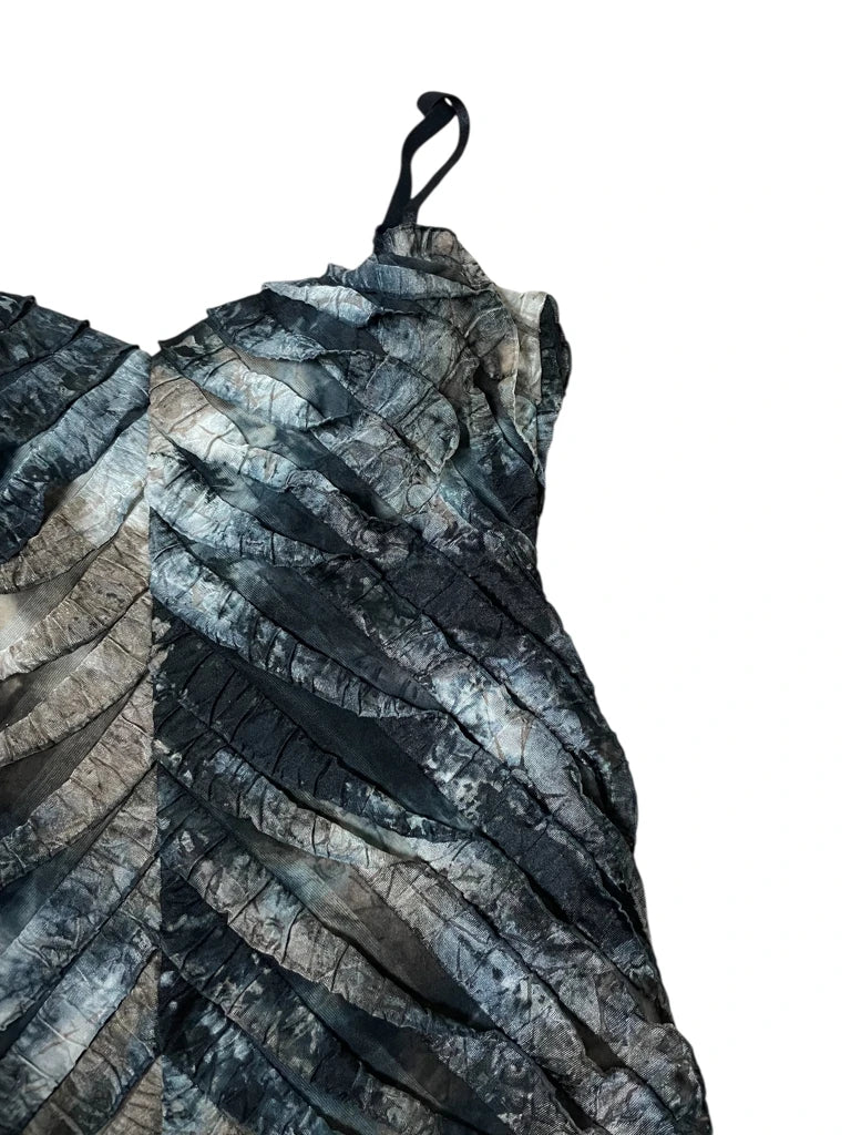 Twilight Texture – Wavy Layered Slip (S)