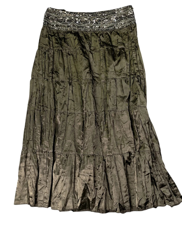 Classic green pleated skirt by Laura Petites (M)