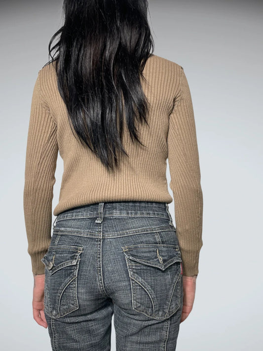 beige jumper