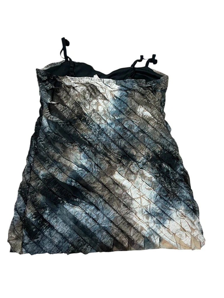 Twilight Texture – Wavy Layered Slip (S)