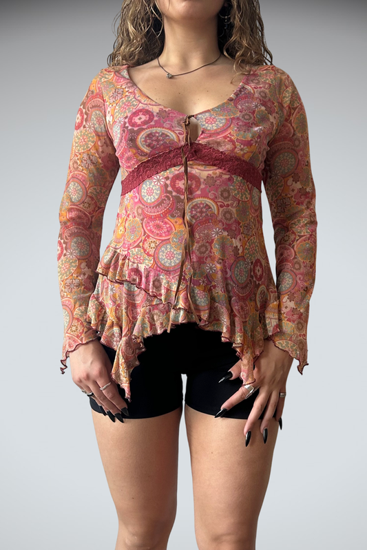 Flare patterned top