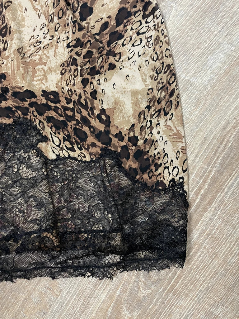 Leopard top
