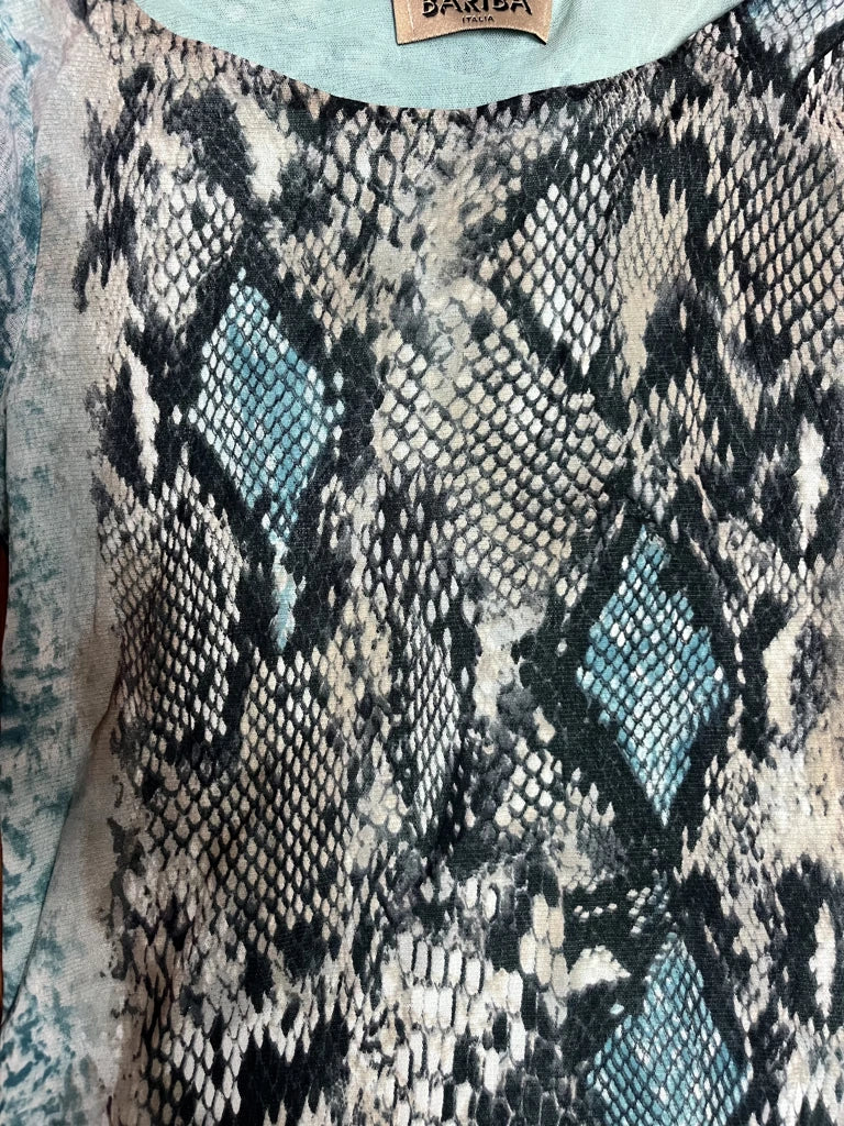 Longsleeve with Snake Print