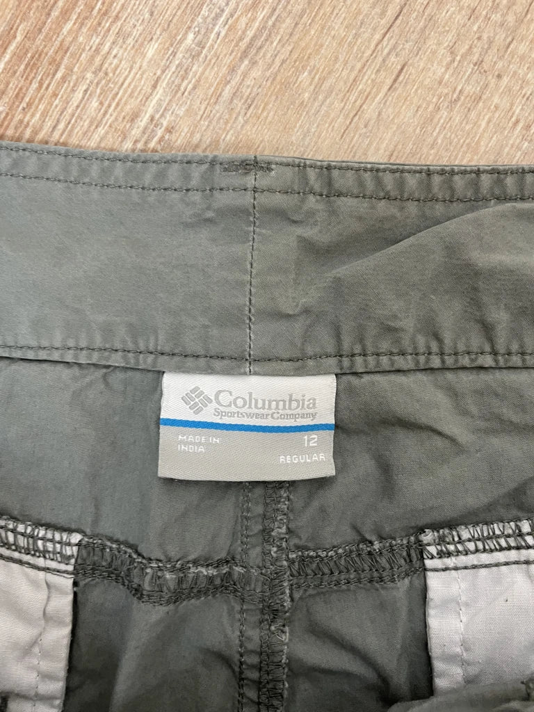Tracking pants