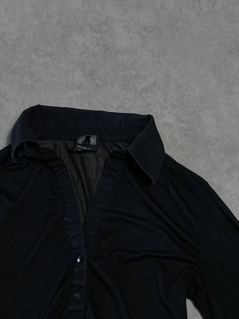 black blouse