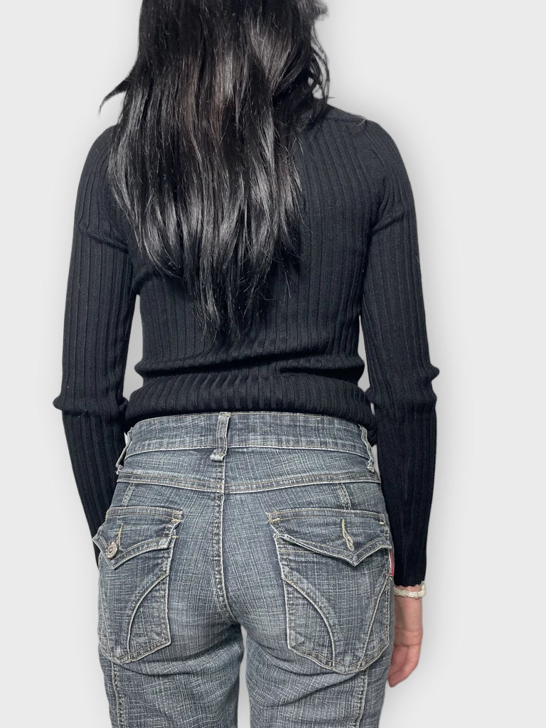 V-Neck Jumper (M)