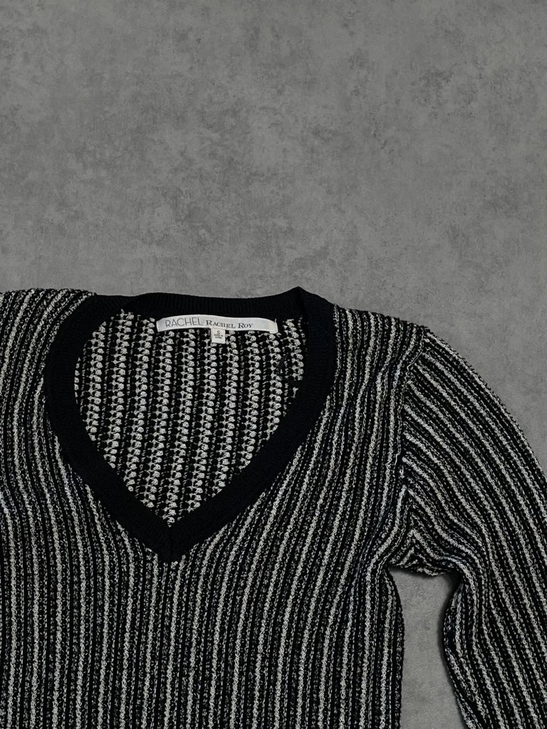 pretty black and white jumper