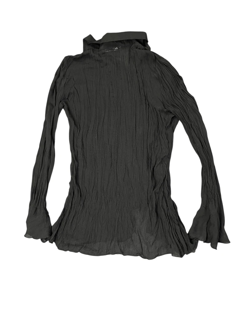 Ruffled Tie-Front Crinkle Blouse in Black (M)