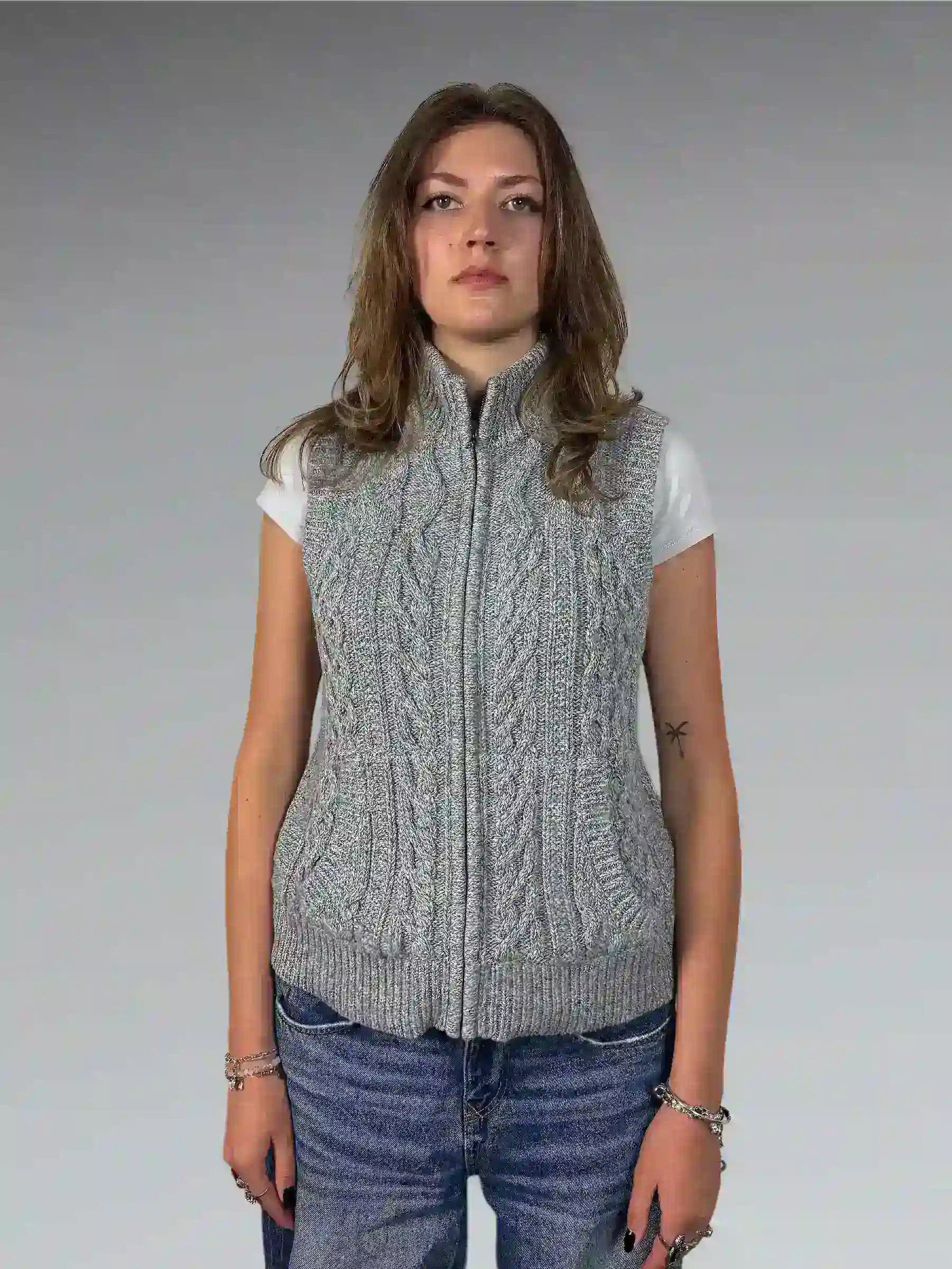 Grey Sleeveless Cable Knit Zip Vest (M)