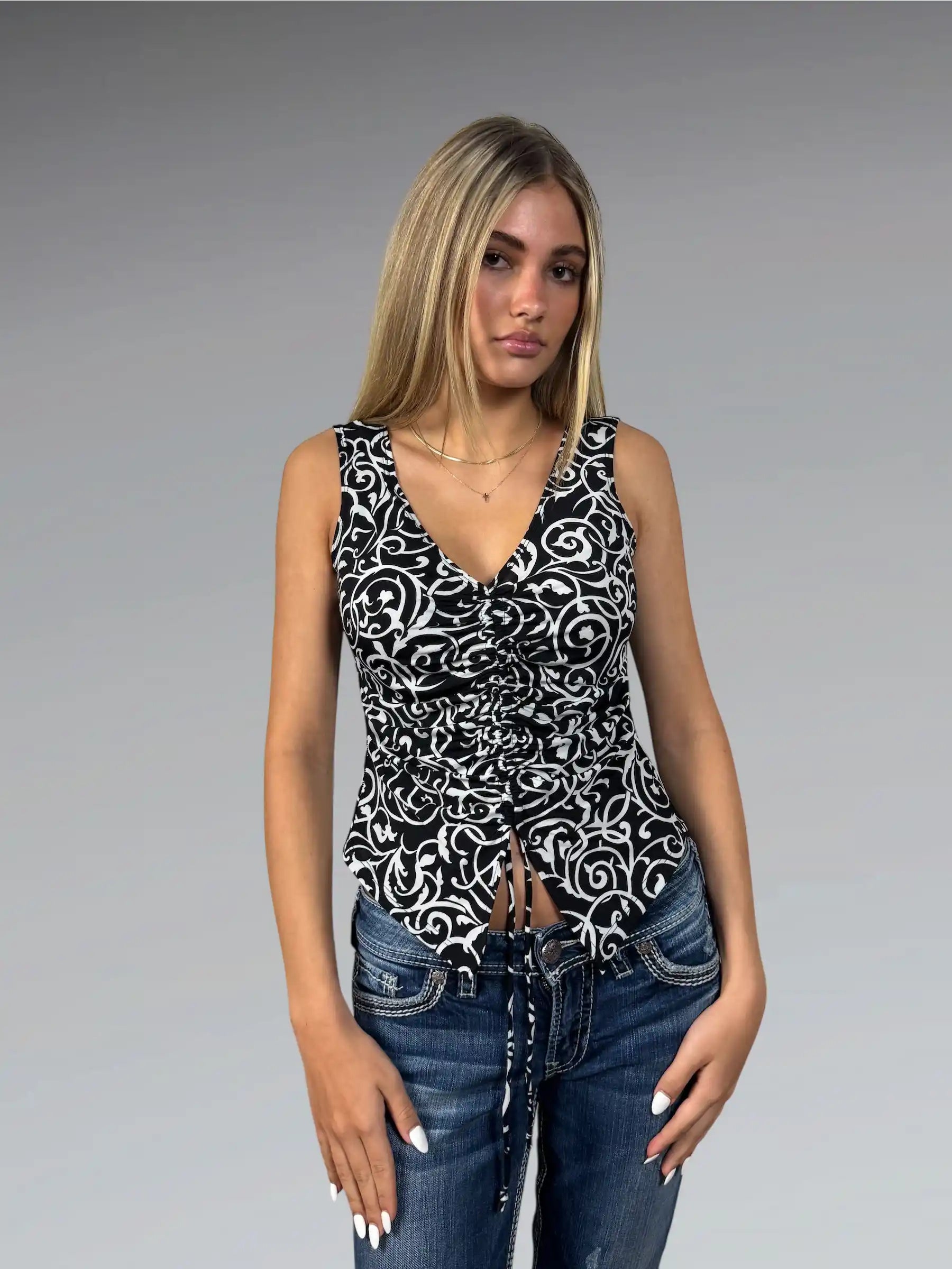 Black and White Baroque Pointed Hem Top (XS)