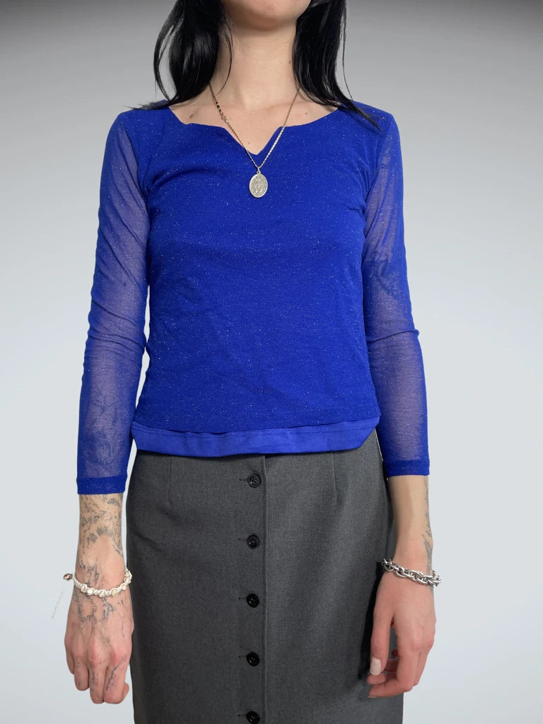 blue long sleeve top (M)