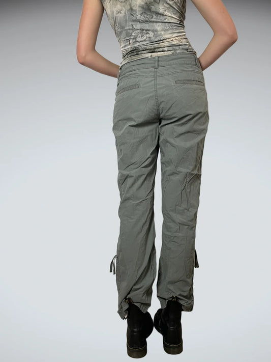 Tracking pants