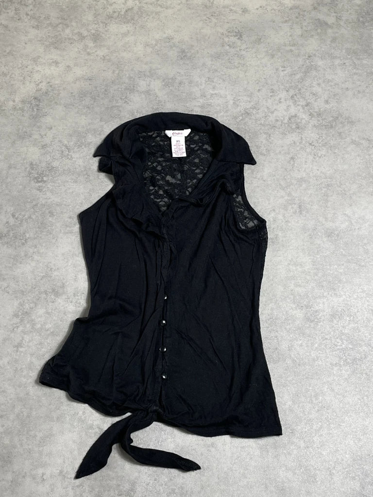 black sleeveless top (S)