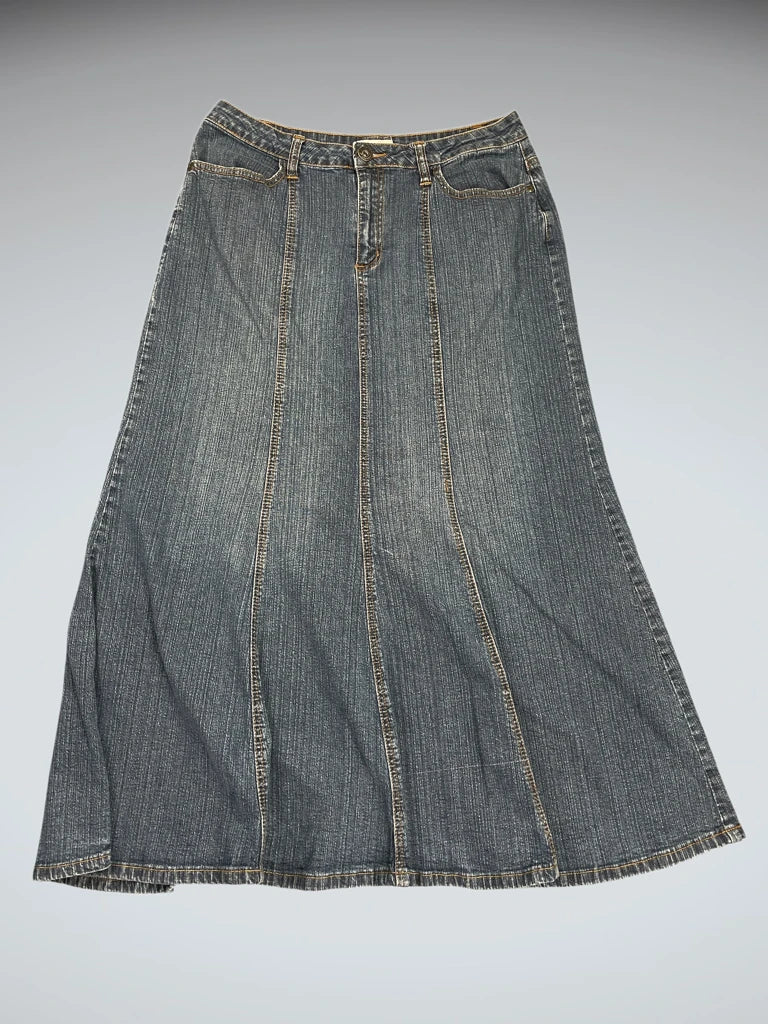 St. John’s Bay Blue Denim Midi Skirt (S)