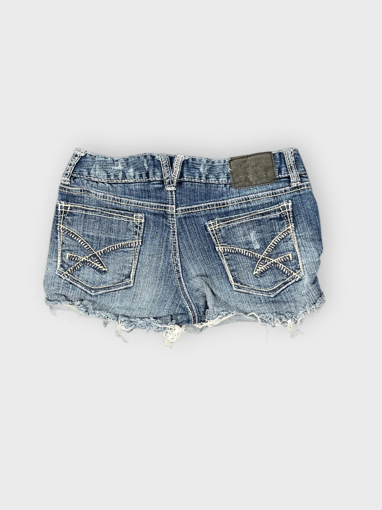 detail view, Amtehyst Amethyst Distressed Cutoff Denim Hotpants, vintage Y2K second hand piece, image 4
