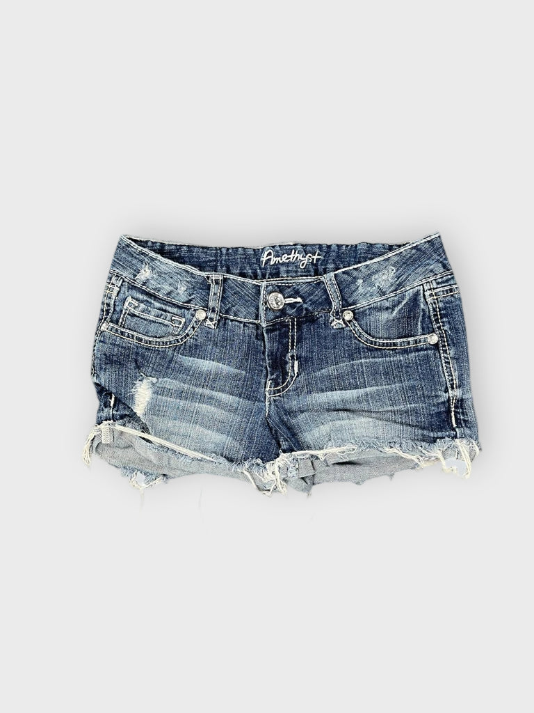 detail view, Amtehyst Amethyst Distressed Cutoff Denim Hotpants, vintage Y2K second hand piece