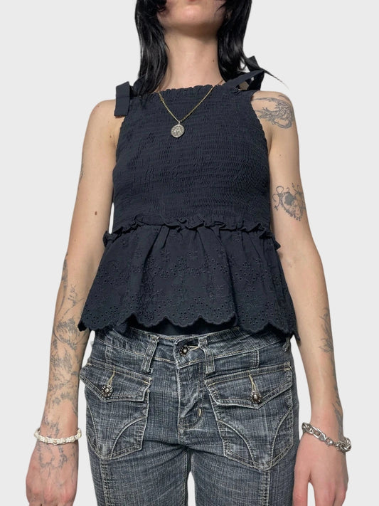 front view, Rare Edition Black Coquette Top, vintage Y2K second hand piece