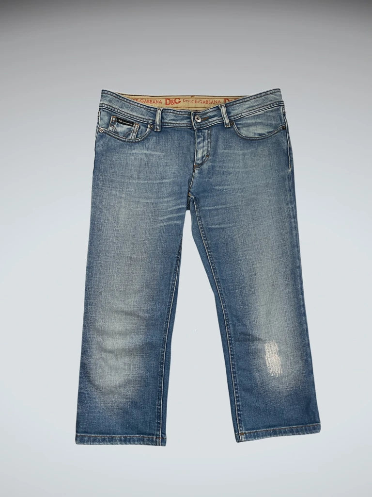 Light Wash Cropped Jeans with Subtle Fading (L)