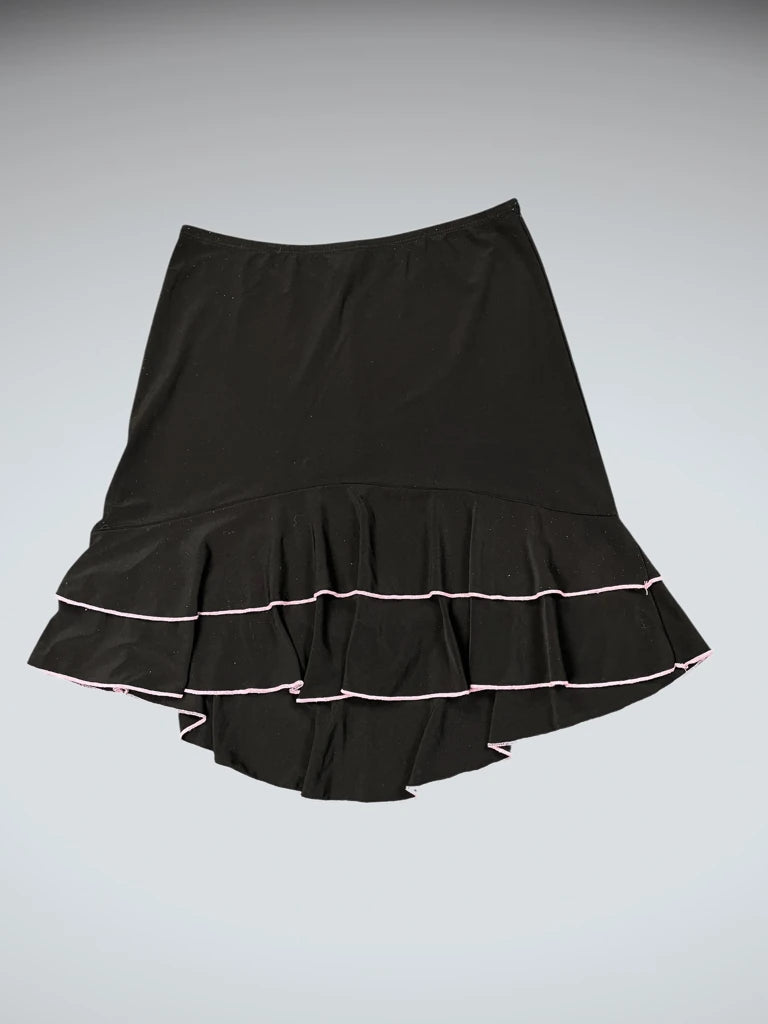 Minimalist Black Flounce Skirt (S)