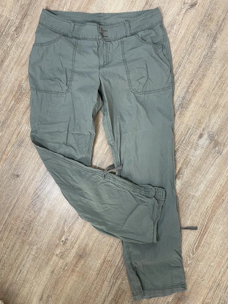 Tracking pants