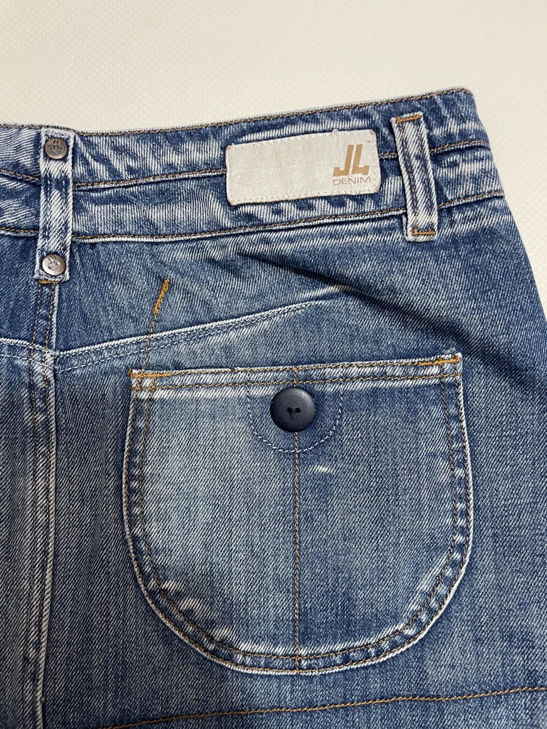 Flirty Denim Mini Skirt Low Rise Round Pockets Jfour Denim (M)