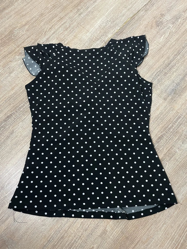 Polka dot top