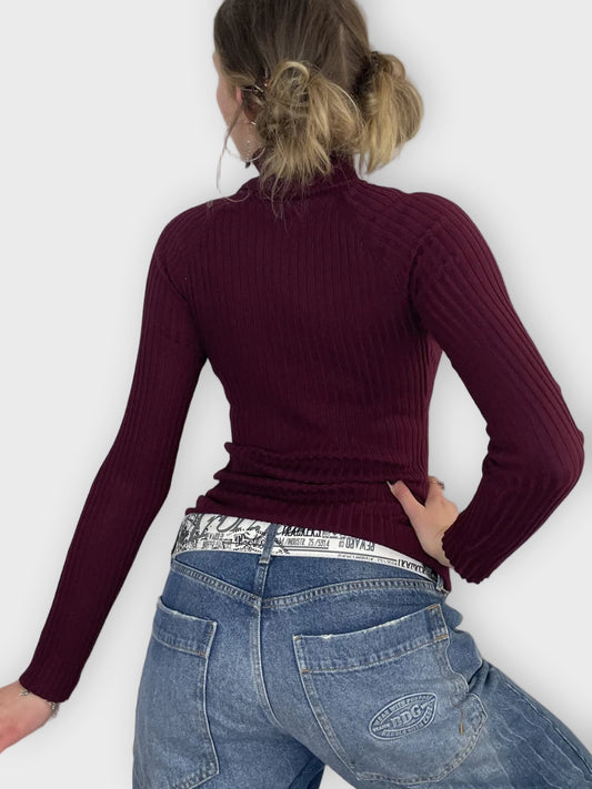 Long Sleeve knit sweater (M)