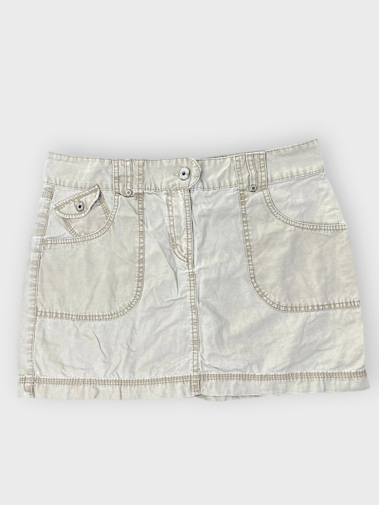 detail view, H&M Earthtone Pocket Skirt in Cargo Style, vintage Y2K second hand piece