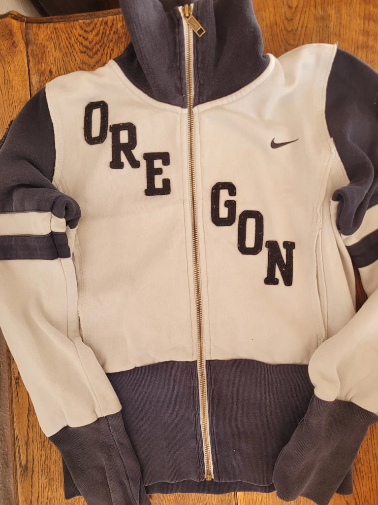 Sporty knit jacket