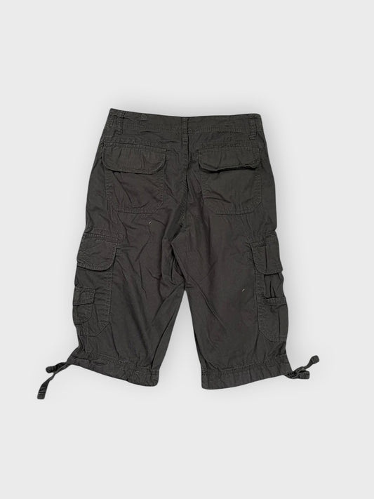back view, Faded Glory Black Cargo Shorts, vintage Y2K second hand piece