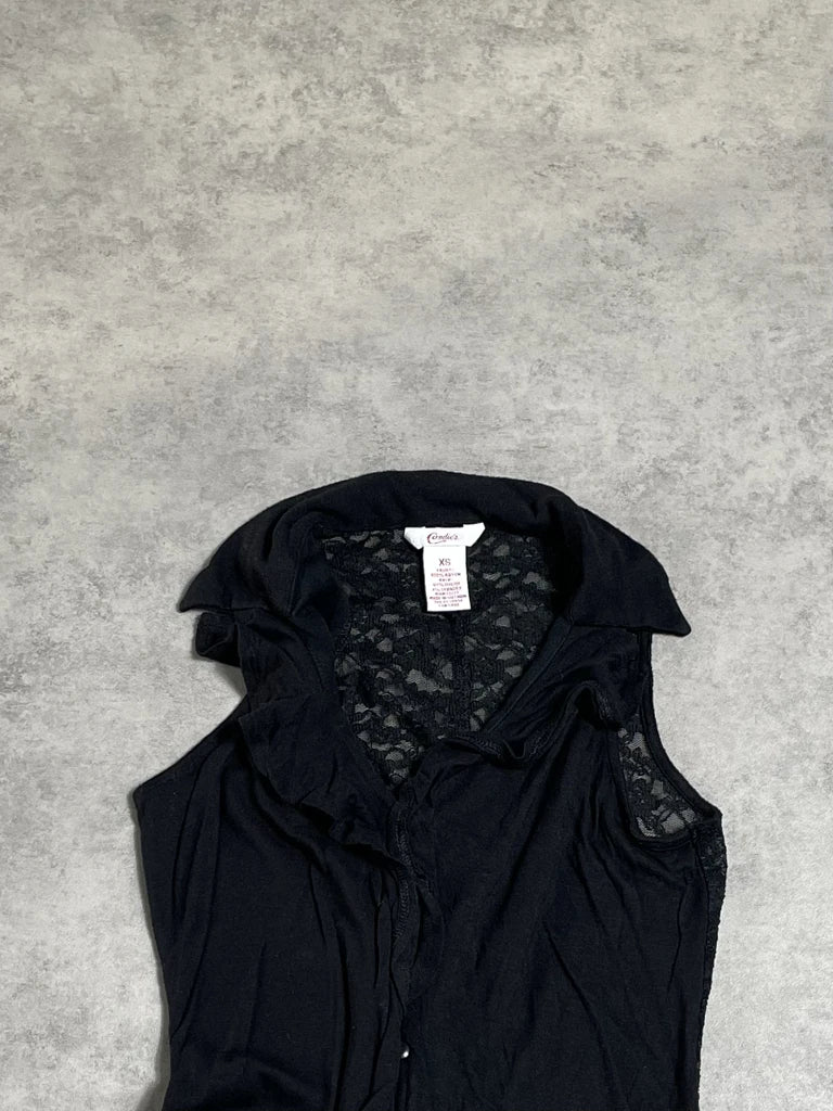 black sleeveless top (S)
