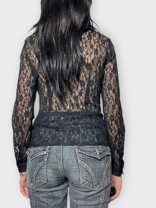 back view, Moda International Lace Shirt, vintage Y2K second hand piece