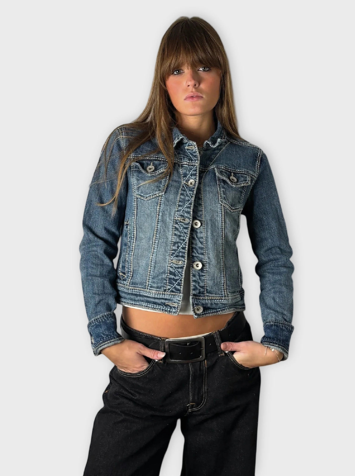 back view, Maurices Blue Classic Denim Jacket Women, vintage Y2K second hand piece