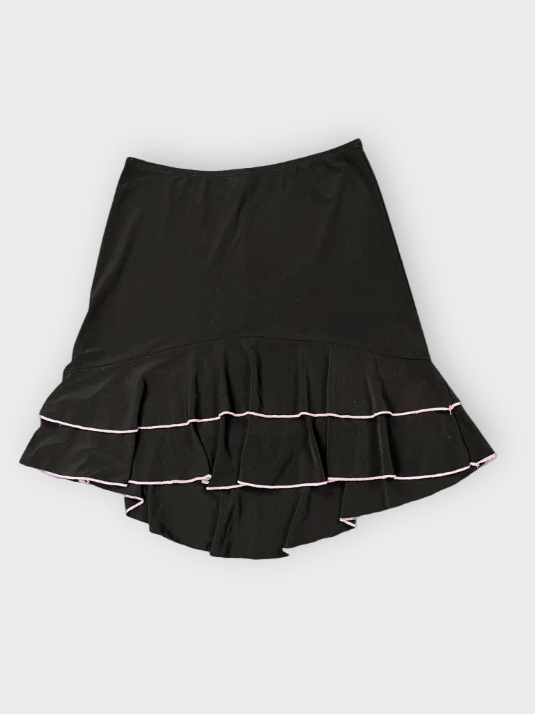 front view, ENT Minimalist Black Flounce Skirt, vintage Y2K second hand piece