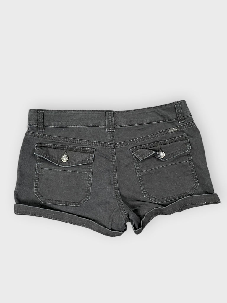 detail view, UNIONBAY Union Bay Black Rolled Hem Pocket Hotpants, vintage Y2K second hand piece, image 4