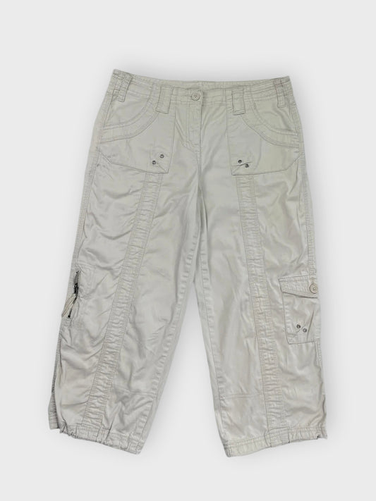 front view, Style & CO White Utility Cropped Cargo Pants with Drawstring Hem, vintage Y2K second hand piece
