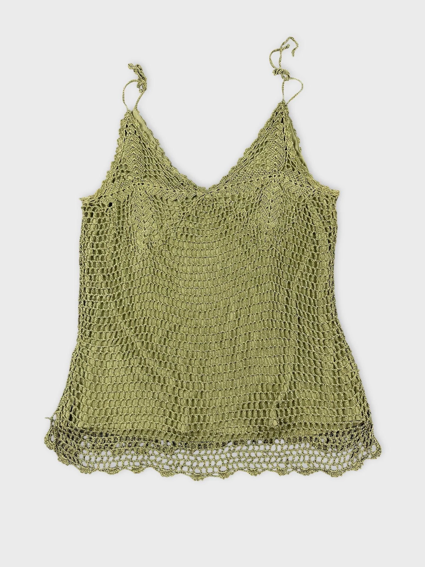 Back view of olive green crochet tank top with scalloped hem.